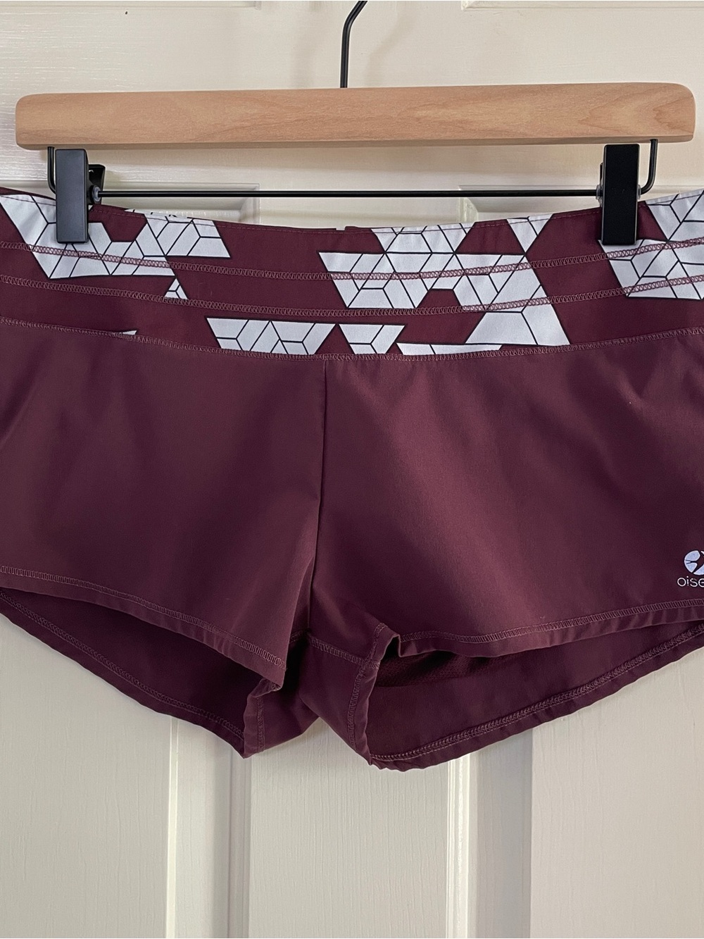 Oiselle Mac Roga Running Shorts 1.75" Inseam Tribeca Print, Women's 6